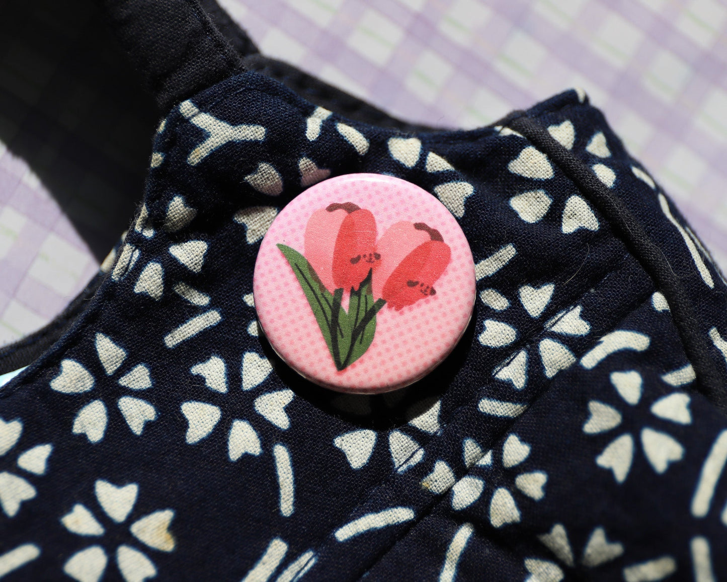 Round Potted Plant Pup Pin