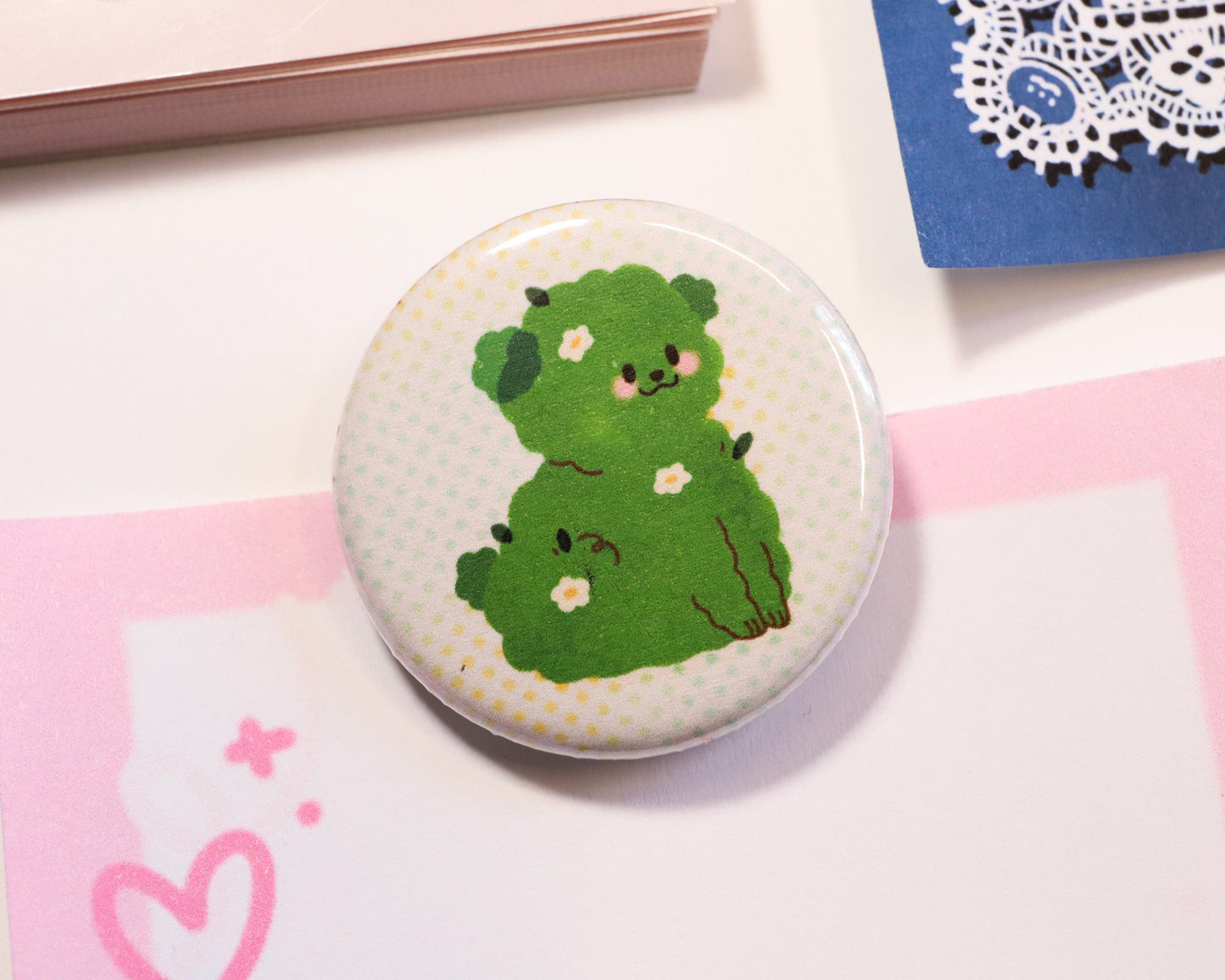 Round Potted Plant Pup Magnet